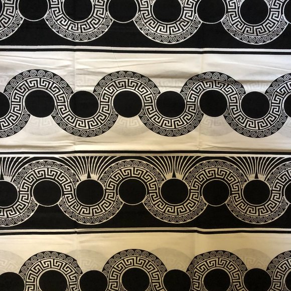 White & Black Print| Ankara African Print Pattern - Picture 2 of 3